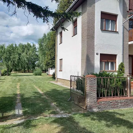 In 19400 Balatonmáriafürdő